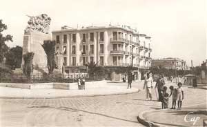 Place Georges Clemenceau, côté sud, éditions CAP, cliché après 1945