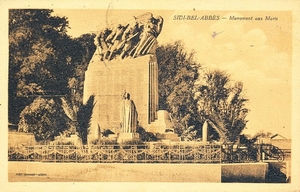 Vue latérale du monument aux morts de Sidi-bel-Abbès, éditions Combier